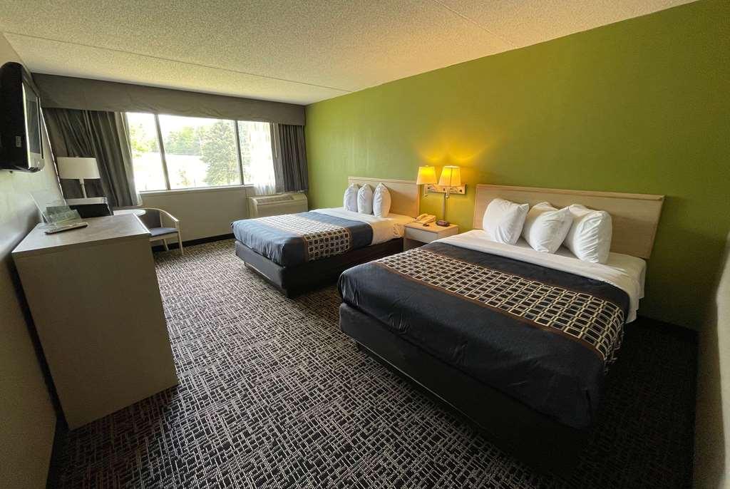 Wingate By Wyndham Lake George Room photo