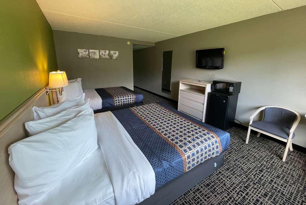 Wingate By Wyndham Lake George Room photo
